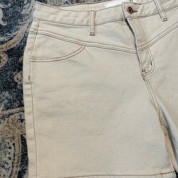 !iT “Helena” High Rise Shorts - Picture 2 of 6